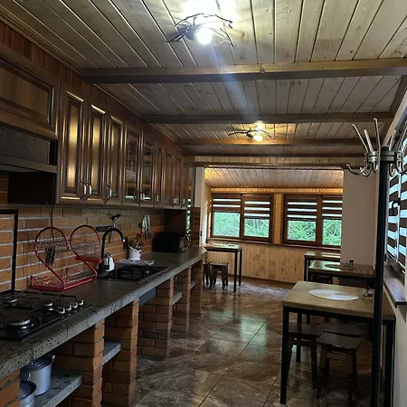 Chalet лісова хатина-чан